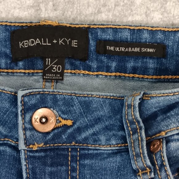 Kendall + Kylie The Ultra Babe Skinny 11/30 Midrise Distressed Denim Slim Fit​​ - Picture 8 of 16